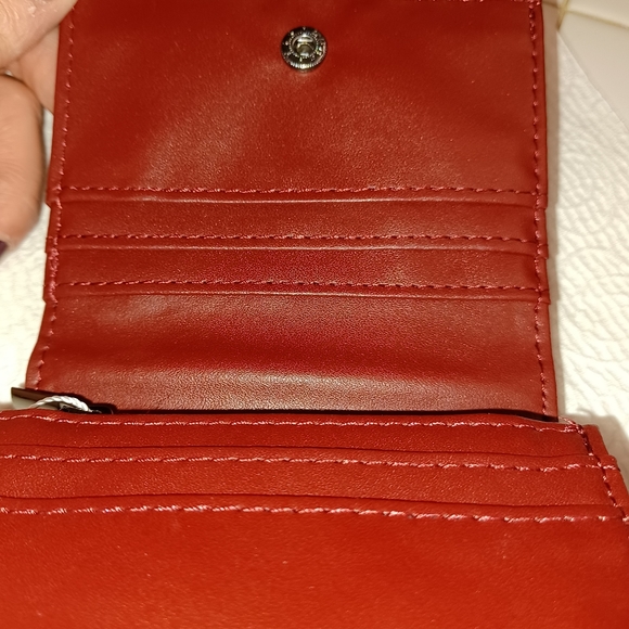 POPPY GREY QUILTED PRESTON MEDIUM BIFOLD WALLET W/ - Picture 10 of 16